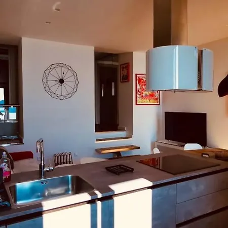 דירה Magnifique Duplex Vue מנטון